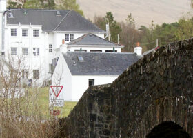 Win a stay & dinner for  two at the fabulous  Bridge of Orchy Hotel